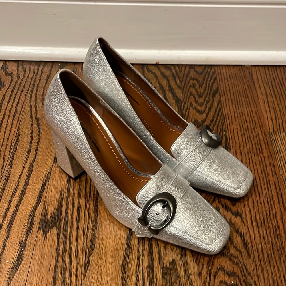 COACH silver heels NWT Jade Pump - Picture 1 of 5